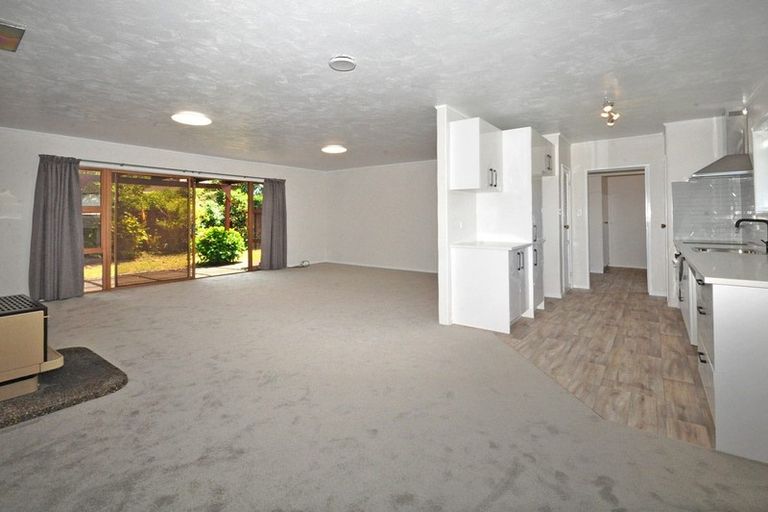 Photo of property in 39a Birdwood Avenue, Papatoetoe, Auckland, 2025