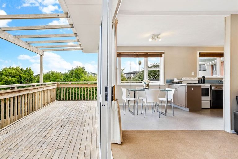 Photo of property in 238 Don Buck Road, Massey, Auckland, 0614