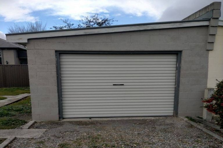 Photo of property in 2 Pyke Street, Clyde, 9330