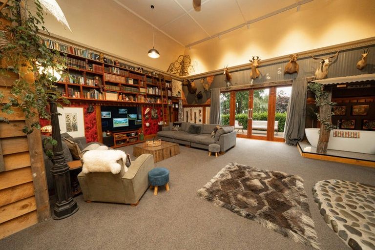 Photo of property in Ex Masonic Lodge Hall, 6 Hill Road, Lumsden, 9730