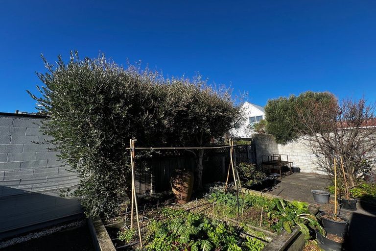 Photo of property in 16b Aparima Avenue, Miramar, Wellington, 6022