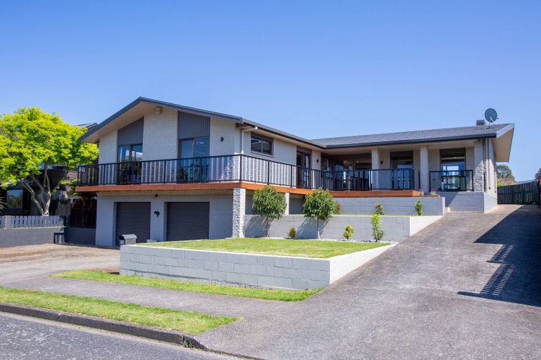 Photo of property in 115 Guy Street, Dannevirke, 4930