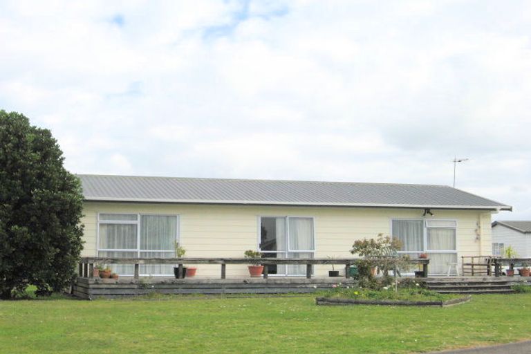 Photo of property in 21 Endeavour Close, Whitianga, 3510