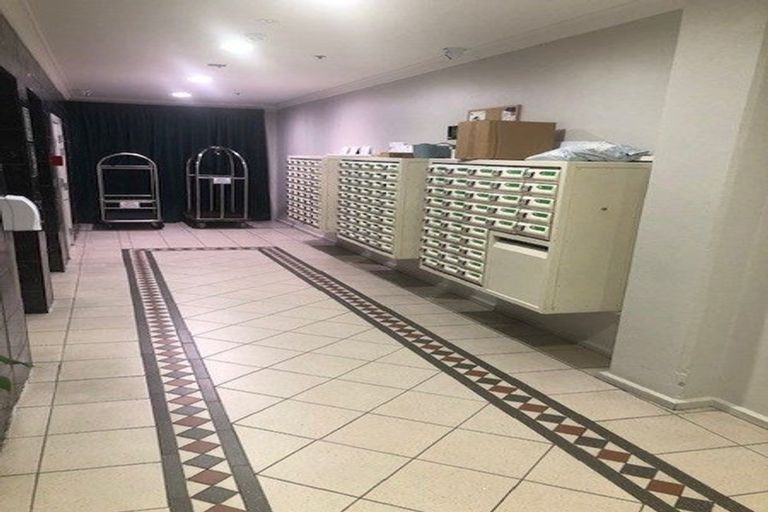 Photo of property in Atrium Towers, 4f/154 The Terrace, Wellington Central, Wellington, 6011