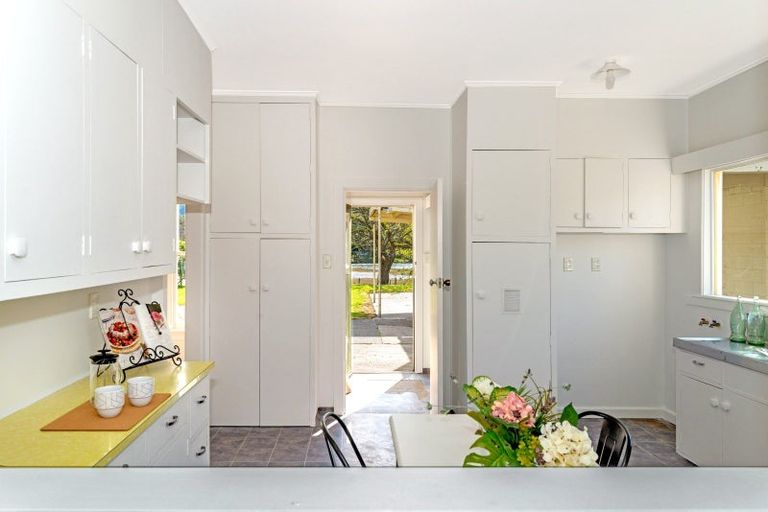 Photo of property in 285 Aberdeen Road, Gisborne, 4010