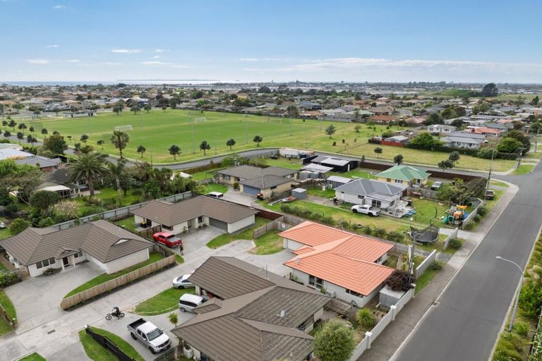 Photo of property in 3 Villa Way, Mount Maunganui, 3116