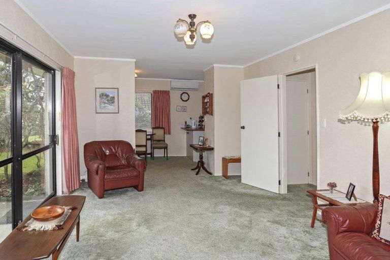 Photo of property in 2 Moehau Street, Te Puke, 3119