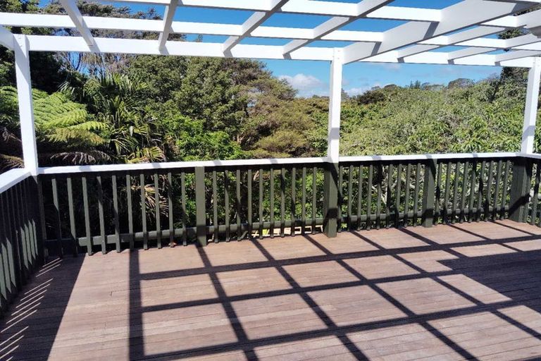 Photo of property in 4 Selwyn Avenue, Glen Eden, Auckland, 0602