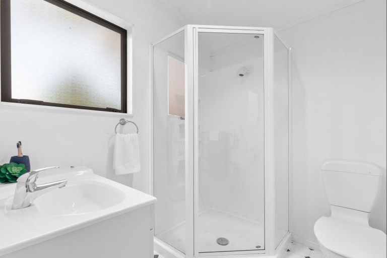 Photo of property in 115b Bartholomew Road, Levin, 5510