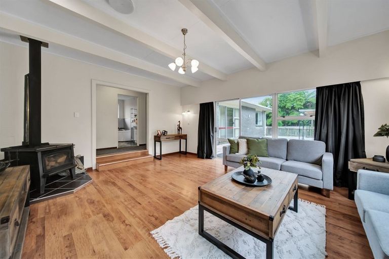 Photo of property in 99 Cordelia Street, Stratford, 4332