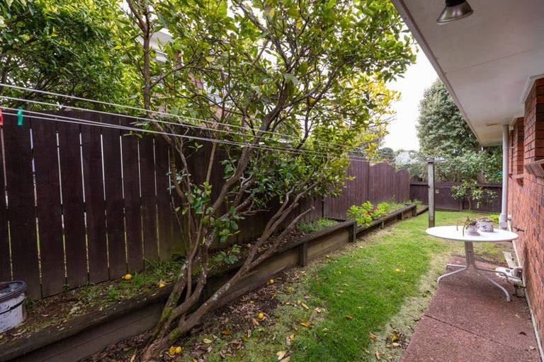 Photo of property in 25 Spinnaker Drive, Te Atatu Peninsula, Auckland, 0610
