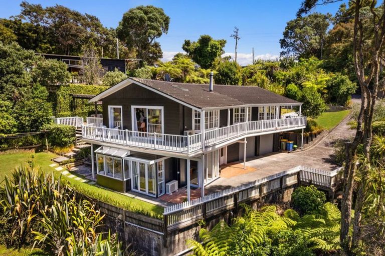 Photo of property in 754 South Titirangi Road, Titirangi, Auckland, 0604