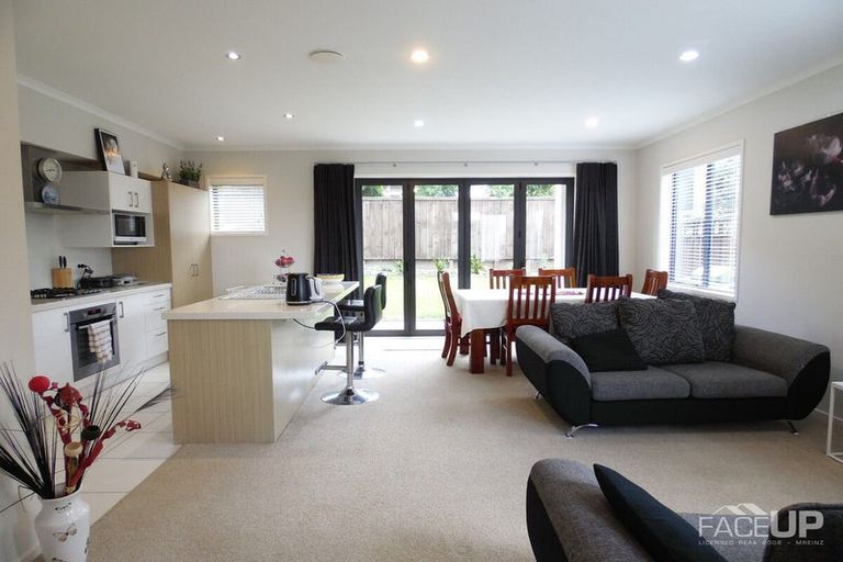 Photo of property in 47 Station Street, Hobsonville, Auckland, 0616
