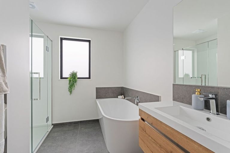 Photo of property in 32 Bastings Street, Kaiapoi, 7630