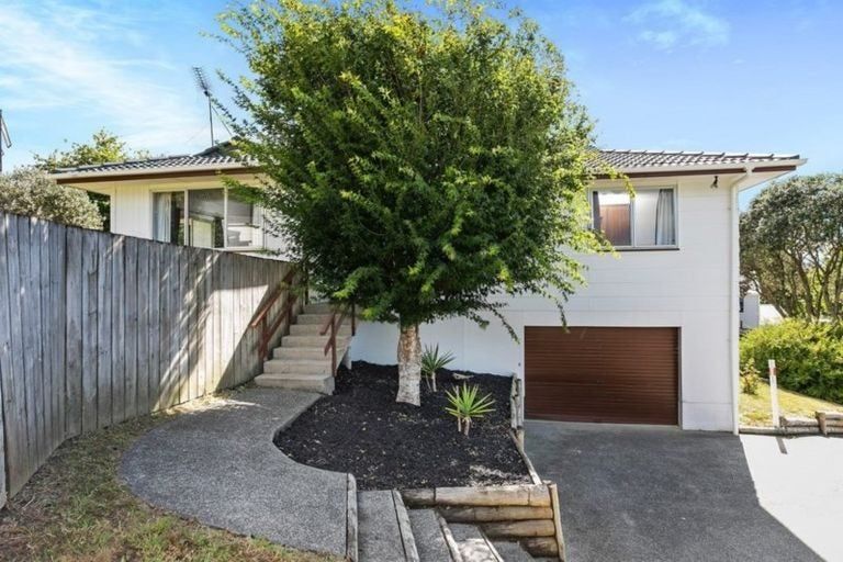 Photo of property in 14 Sunburst Lane, Torbay, Auckland, 0630