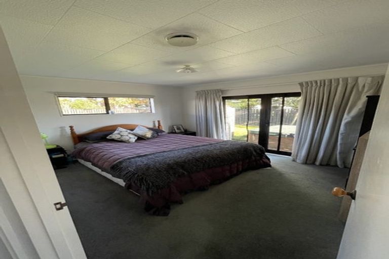 Photo of property in 22 Tawari Street, Inglewood, 4330