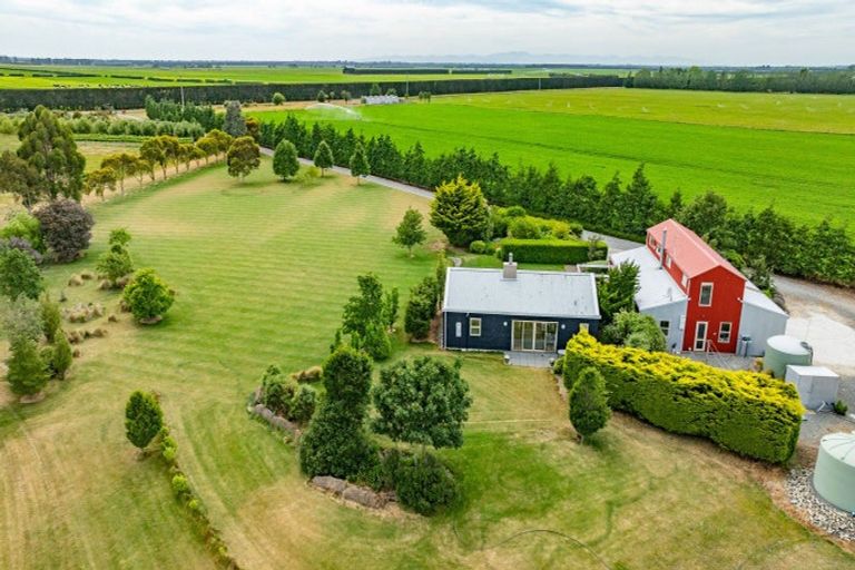 Photo of property in 375 Sharlands Road, Dunsandel, Rakaia, 7783