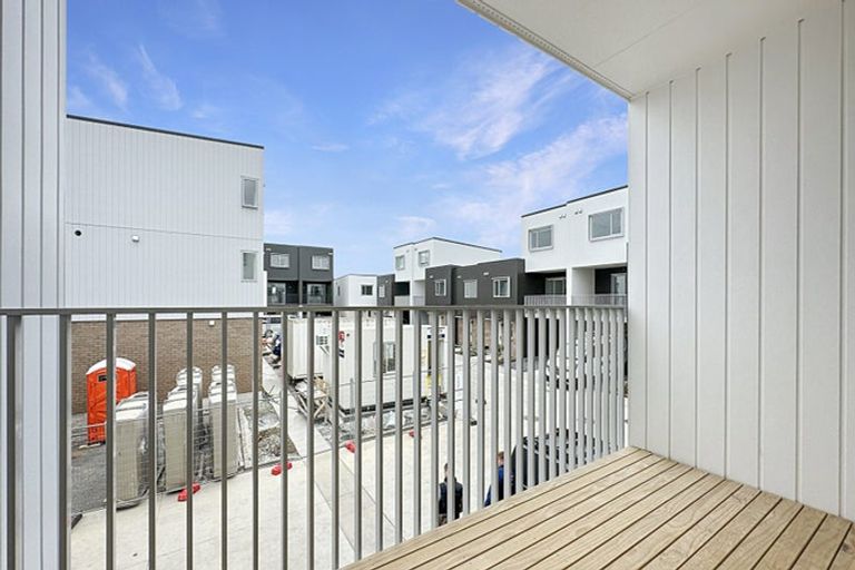 Photo of property in 79 Ngae Place, Mangere East, Auckland, 2024