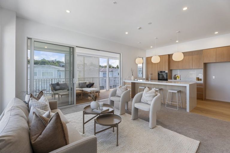 Photo of property in 193 Hibiscus Drive, Orewa, 0931