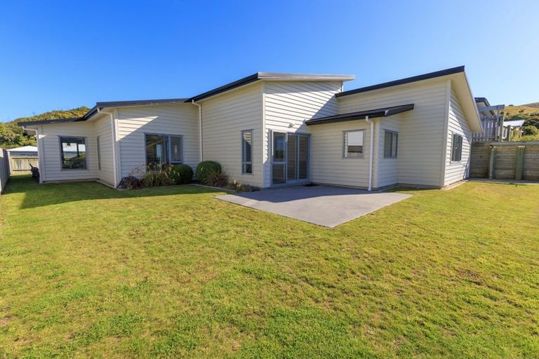Photo of property in 9 Foxham Terrace, Churton Park, Wellington, 6037