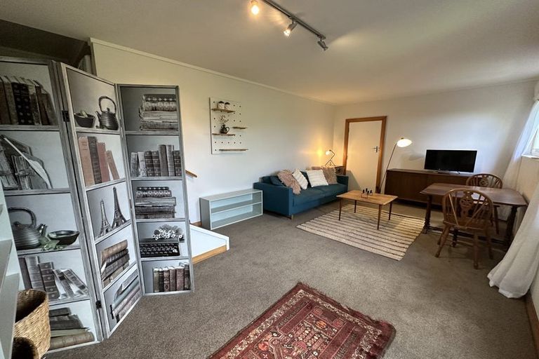 Photo of property in 44 Highbury Road, Highbury, Wellington, 6012