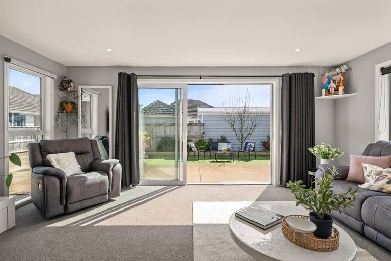 Photo of property in 33a Sheridan Crescent, Trentham, Upper Hutt, 5018