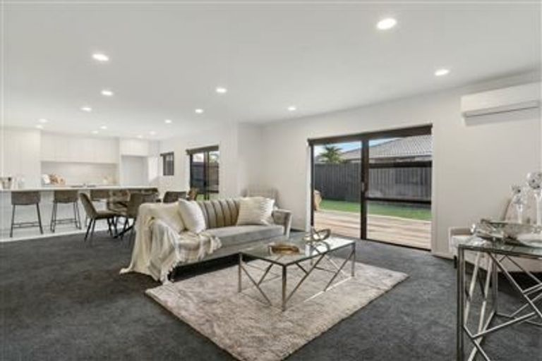 Photo of property in 4/155 Bucklands Beach Road, Bucklands Beach, Auckland, 2012