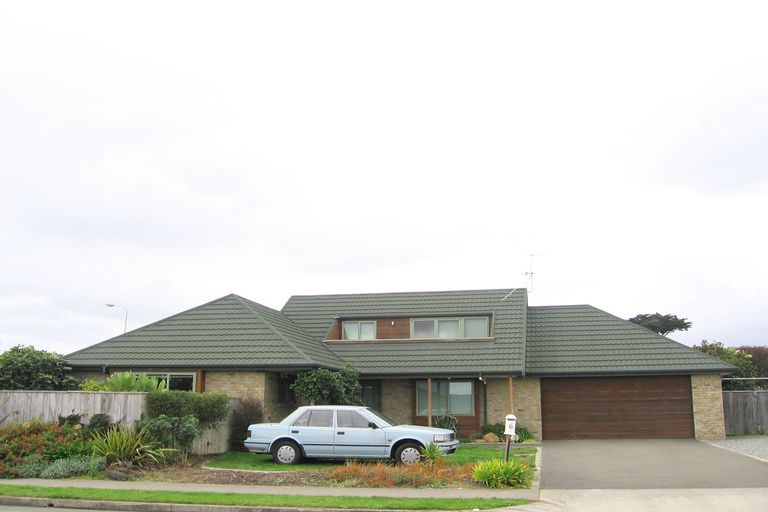 Photo of property in 6 Kotuku Drive, Paraparaumu Beach, Paraparaumu, 5032