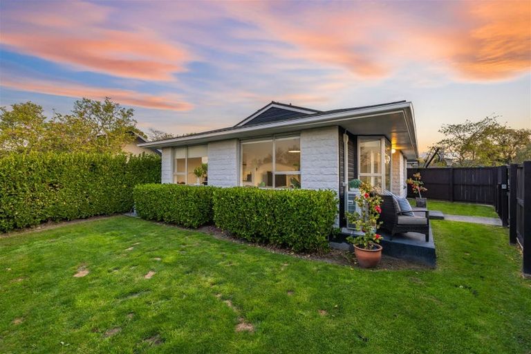 Photo of property in 96 Perry Street, Papanui, Christchurch, 8053