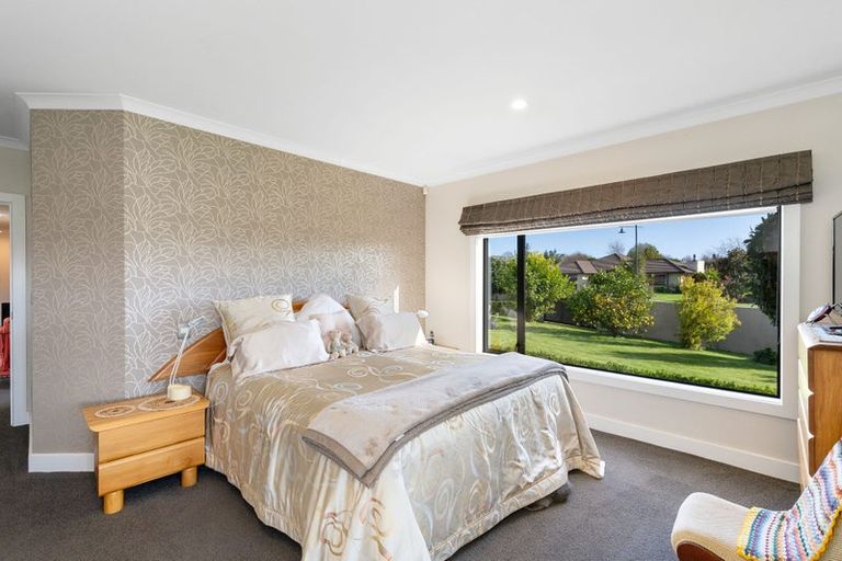 Photo of property in 6 Okarito Avenue, Levin, 5510