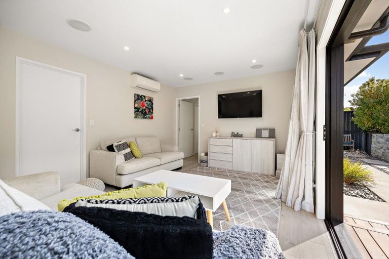 Photo of property in 60 Matua Road, Huapai, Kumeu, 0810
