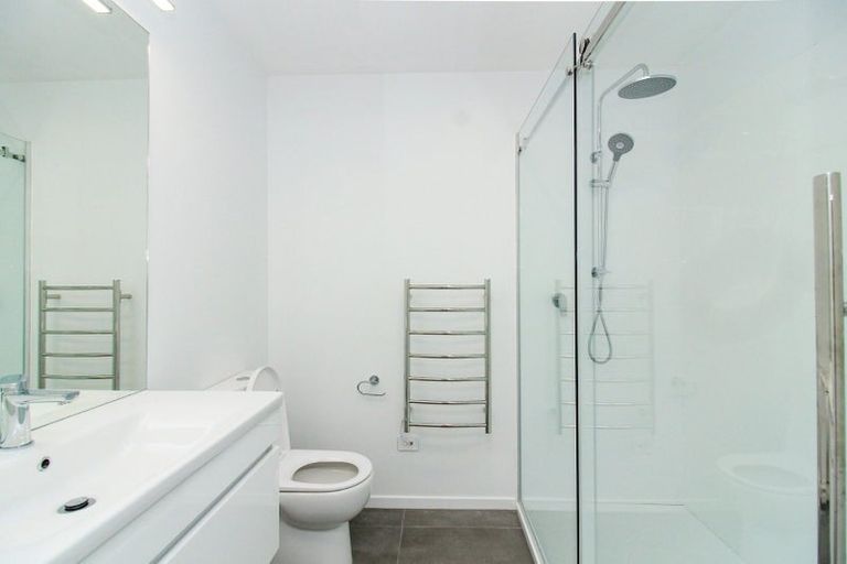 Photo of property in 96u8 Washington Avenue, Brooklyn, Wellington, 6021