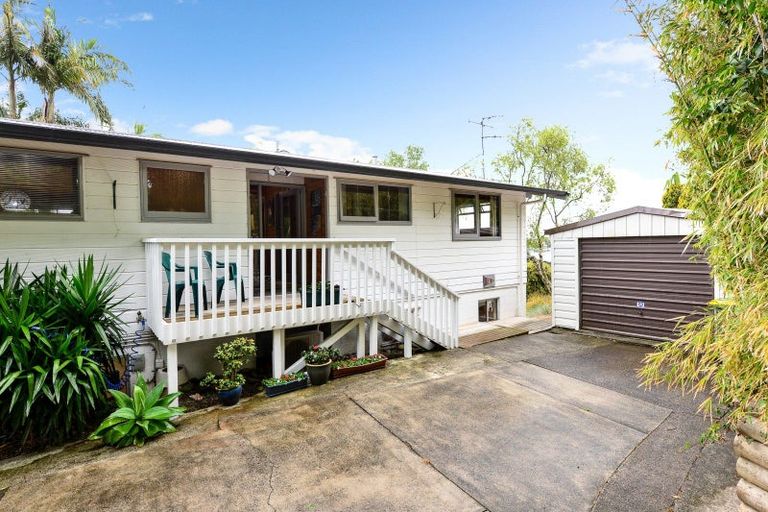 Photo of property in 92 Poaka Avenue, Dinsdale, Hamilton, 3204