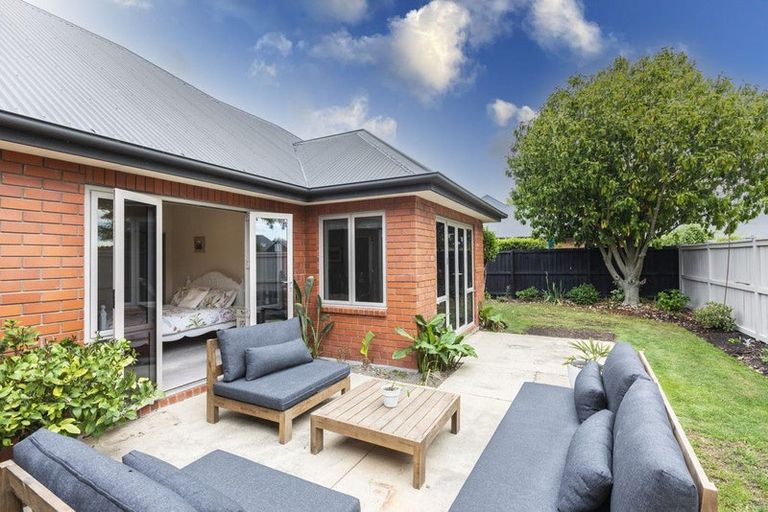 Photo of property in 8 Elmwood Drive, Prebbleton, 7604