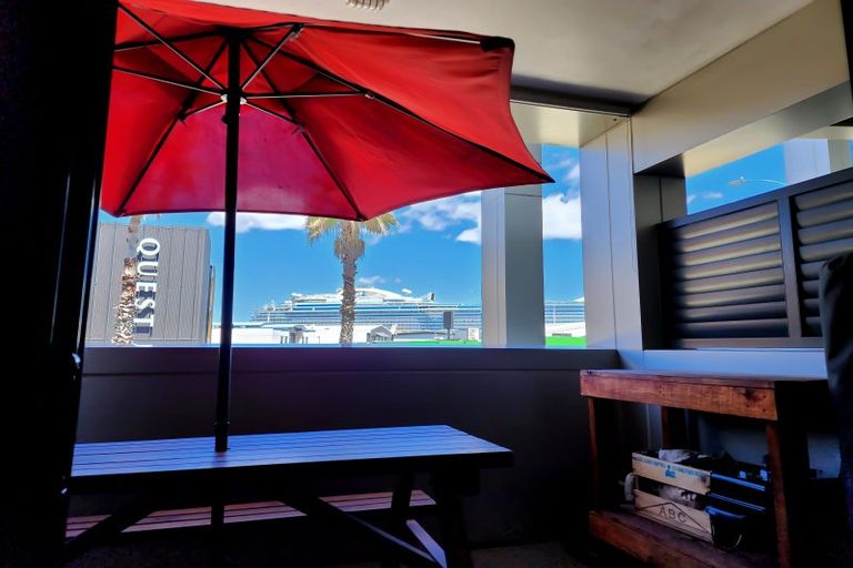 Photo of property in 4/281 Maunganui Road, Mount Maunganui, 3116