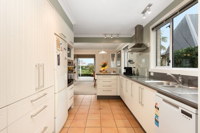 Photo of property in 14 Tui Street, Te Puke, 3119