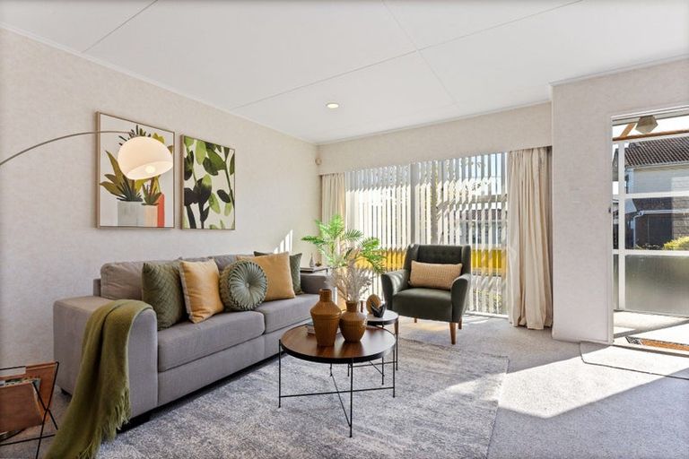 Photo of property in 28b Wood Street, Takaro, Palmerston North, 4410