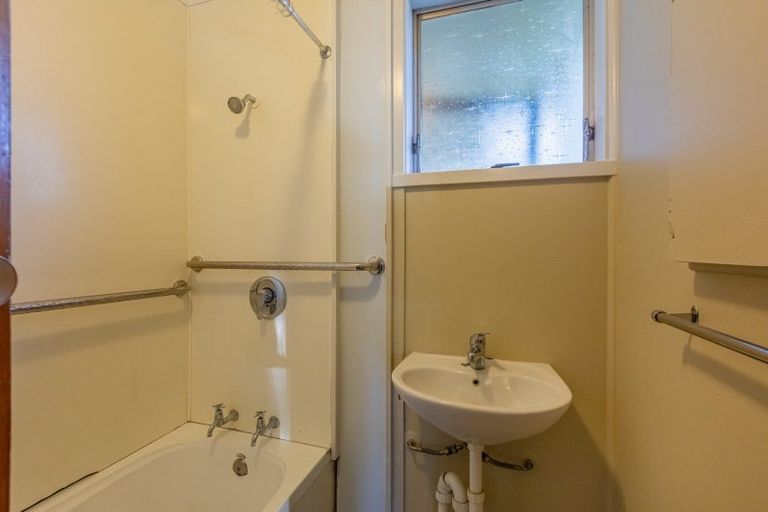 Photo of property in 6 Lake View Road, Waipukurau, 4200