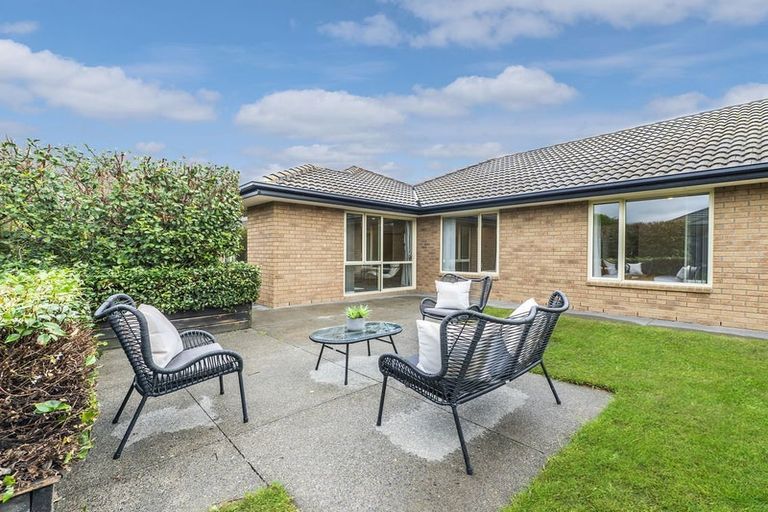 Photo of property in 10 Cyclamen Place, Aidanfield, Christchurch, 8025