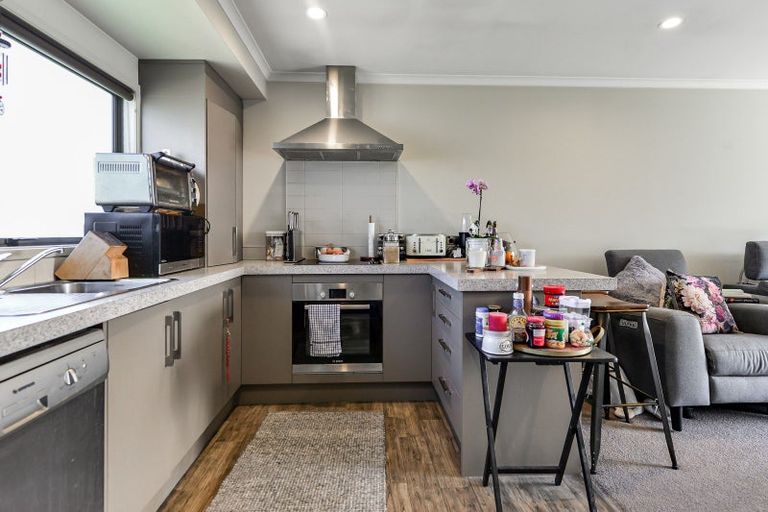 Photo of property in 10u2 Dowding Street, Melville, Hamilton, 3206