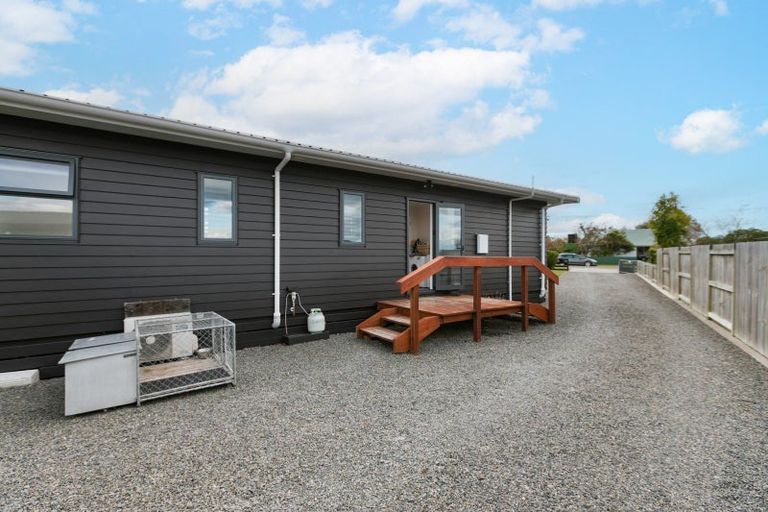 Photo of property in 18 Dee Street, Otane, 4202