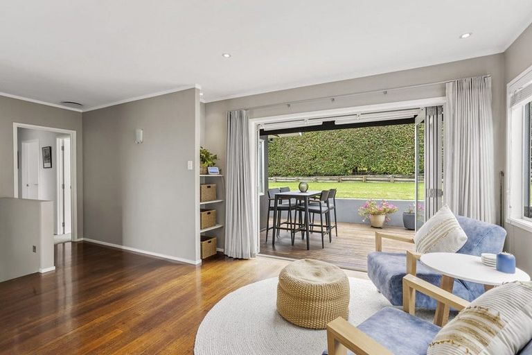 Photo of property in 26 Coromandel Crescent, Mairangi Bay, Auckland, 0630