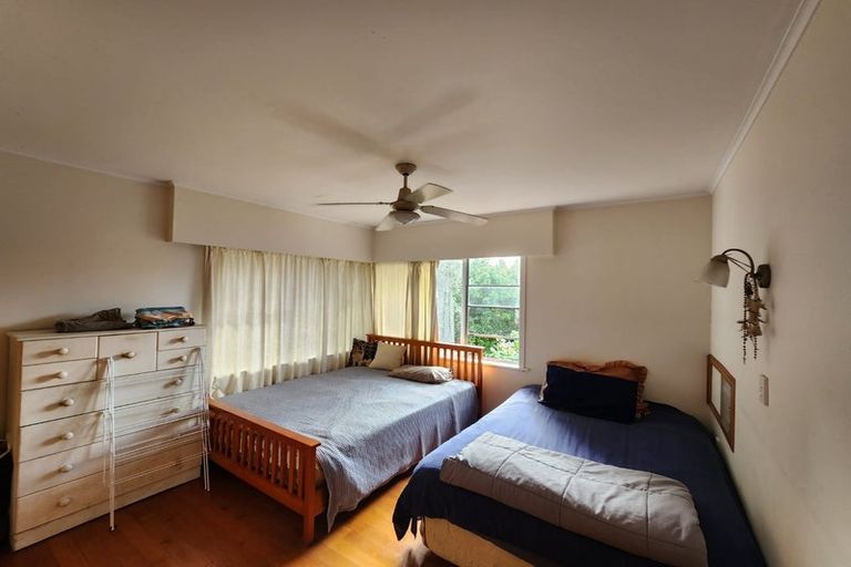 Photo of property in 2 Victoria Avenue, Waiuku, 2123