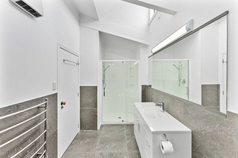 Photo of property in 24 Rossiter Crescent, Lynmouth, New Plymouth, 4310