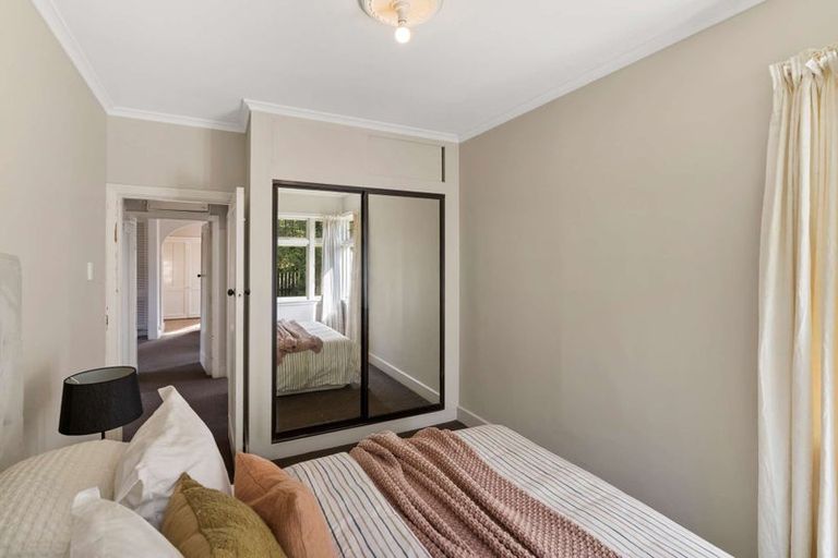 Photo of property in 209 Centaurus Road, Saint Martins, Christchurch, 8022