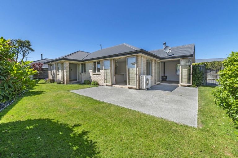Photo of property in 26a Markham Way, Rolleston, 7614