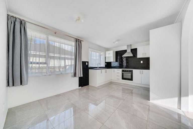 Photo of property in 109 Manuroa Road, Takanini, 2112