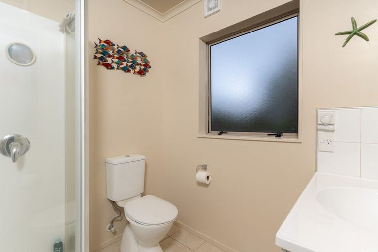 Photo of property in 15 Birch Street, Johnsonville, Wellington, 6037