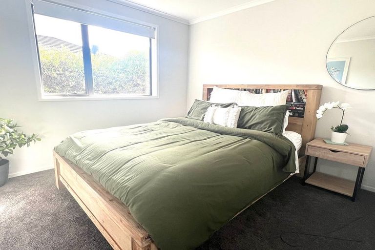 Photo of property in 86 Harriet Johnston Drive, Pokeno, 2402