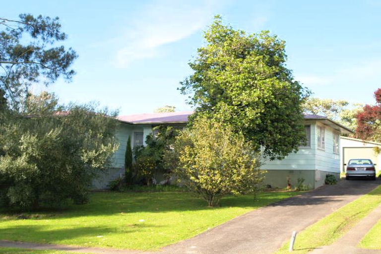 Photo of property in 62 Kivell Close, Mangere East, Auckland, 2024